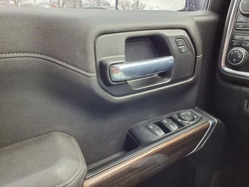 Used 2021 Chevrolet Silverado 1500 LT Trail Boss w/ Bed Protection Package image 21