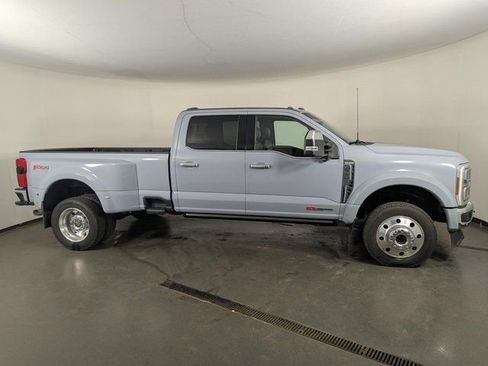 Used 2025 Ford F450 King Ranch w/ Chrome Package image 8