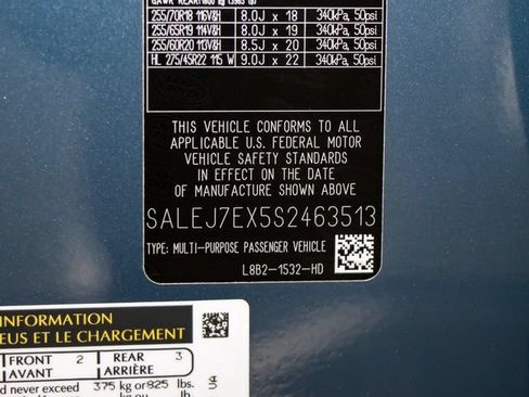 Used 2025 Land Rover Defender 110 S AWD/4WD image 23