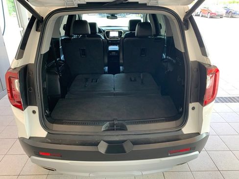 Used 2023 GMC Acadia SLT AWD/4WD image 17