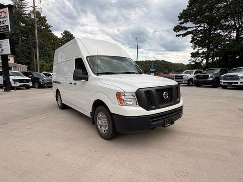 Used 2021 Nissan NV 2500 SV w/ Navigation Package RWD image 2