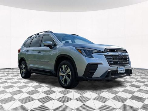 Certified 2024 Subaru Ascent Premium w/ Convenience Package AWD/4WD image 14