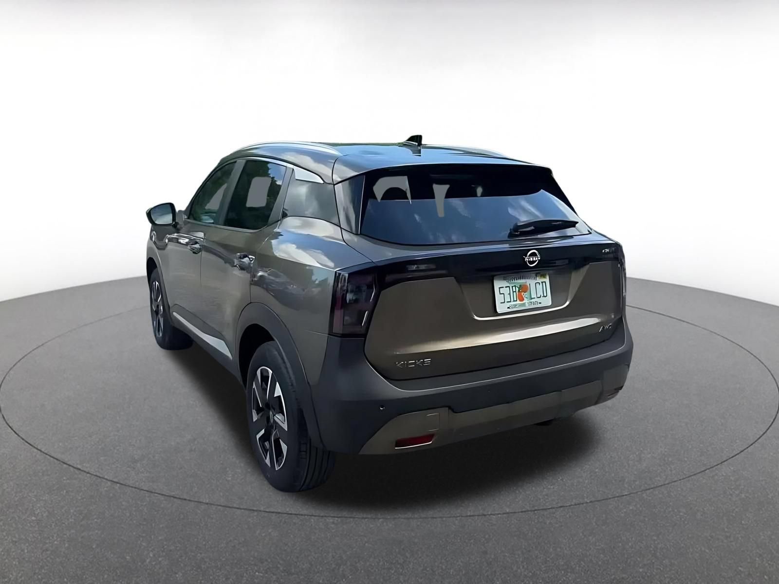 Used 2026 Nissan Kicks SV w/ Cold Weather Package AWD/4WD image 12