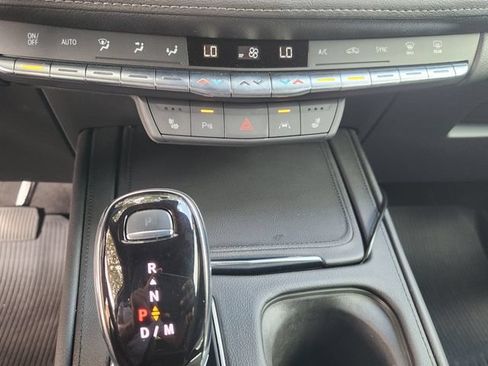 Used 2022 Cadillac XT4 Premium Luxury w/ Cold Weather Package FWD image 21