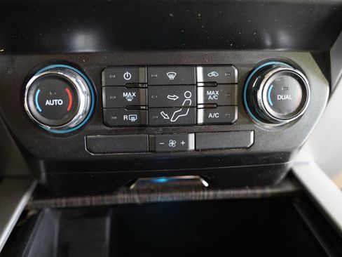 Used 2020 Ford F250 Lariat w/ FX4 Off-Road Package image 21