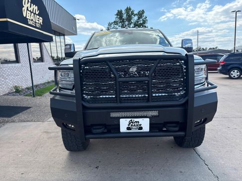 Used 2024 RAM 2500 Limited image 7