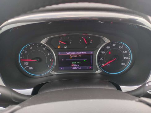 Used 2020 Chevrolet Traverse LT FWD image 11