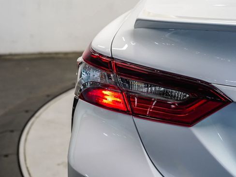 Used 2024 Toyota Camry SE w/ Audio Upgrade Package FWD image 11