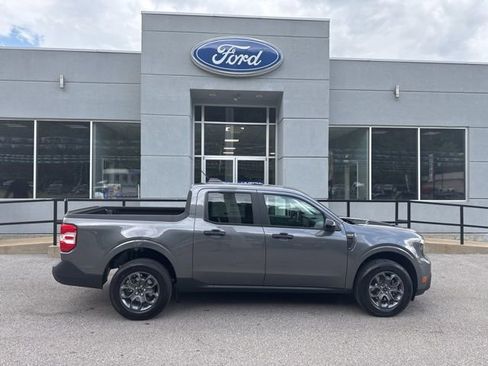 New 2025 Ford Maverick XLT w/ XLT Luxury Package image 2