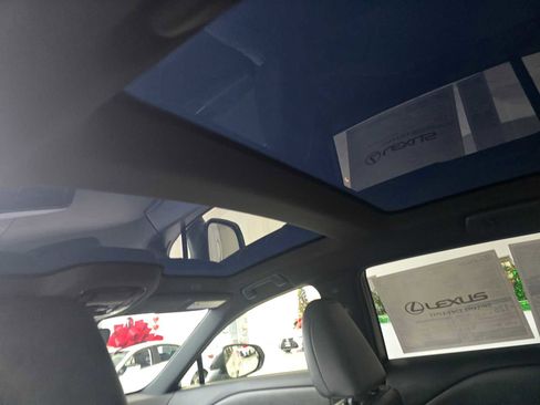 New 2026 Lexus RZ 450e Premium image 22