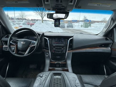 Used 2016 Cadillac Escalade ESV Premium image 20