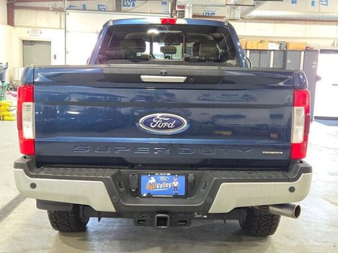 Used 2017 Ford F250 Lariat w/ Chrome Package image 19