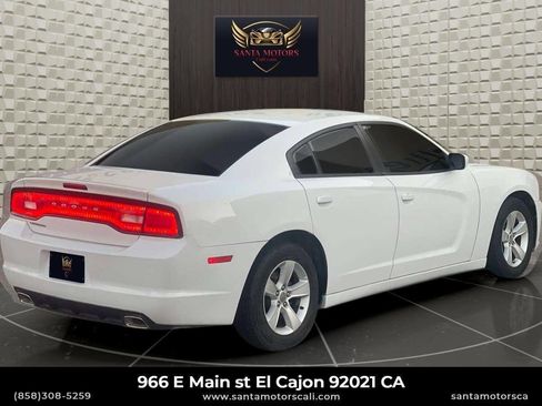 Used 2013 Dodge Charger SE image 11