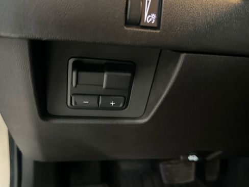 Used 2023 GMC Canyon AT4 w/ AT4 Premium Package image 26