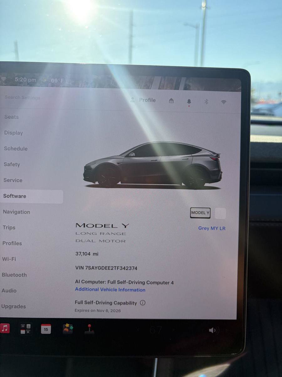 Used 2026 Tesla Model Y AWD image 25