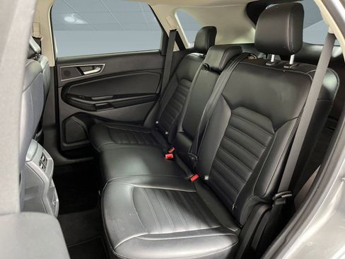 Used 2022 Ford Edge SEL image 12