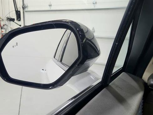 Used 2022 Lincoln Corsair AWD w/ Equipment Group 101A image 13