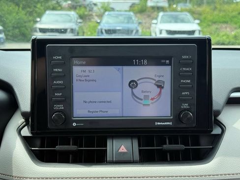 Used 2022 Toyota RAV4 XLE w/ XLE Grade Weather Package AWD/4WD image 28