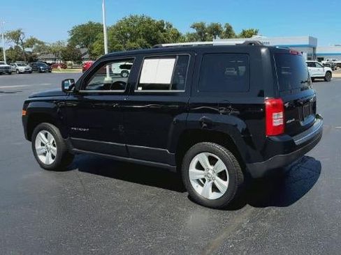 Used 2012 Jeep Patriot Limited AWD/4WD image 6