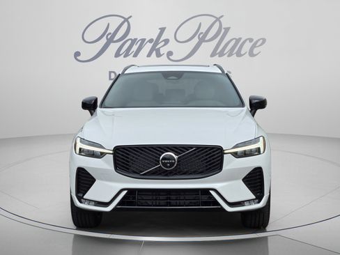 Used 2026 Volvo XC60 B5 Plus w/ Protection Package Premier AWD/4WD image 9