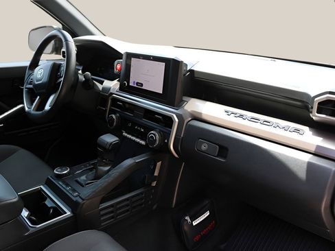 Used 2024 Toyota Tacoma PreRunner RWD image 18