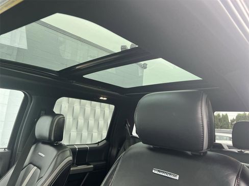 Used 2018 Ford F150 Platinum w/ Technology Package image 25