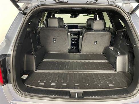 Certified 2024 Kia Sorento SX Prestige image 18