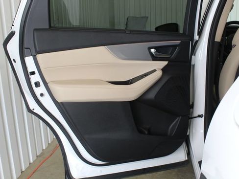 Used 2022 Acura MDX FWD w/ Technology Package image 18