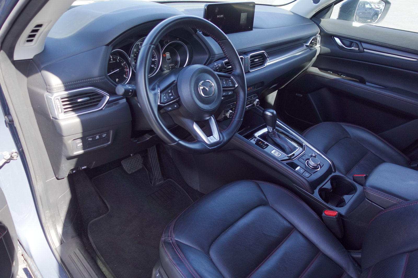 Certified 2025 MAZDA CX-5 Carbon Edition AWD/4WD image 11