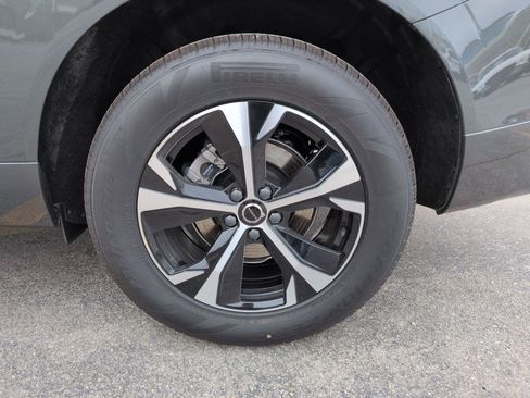 New 2026 Volvo XC60 B5 Core w/ Climate Package AWD/4WD image 16