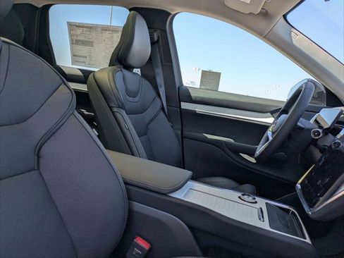 New 2026 Volvo EX90 Ultra AWD/4WD image 14