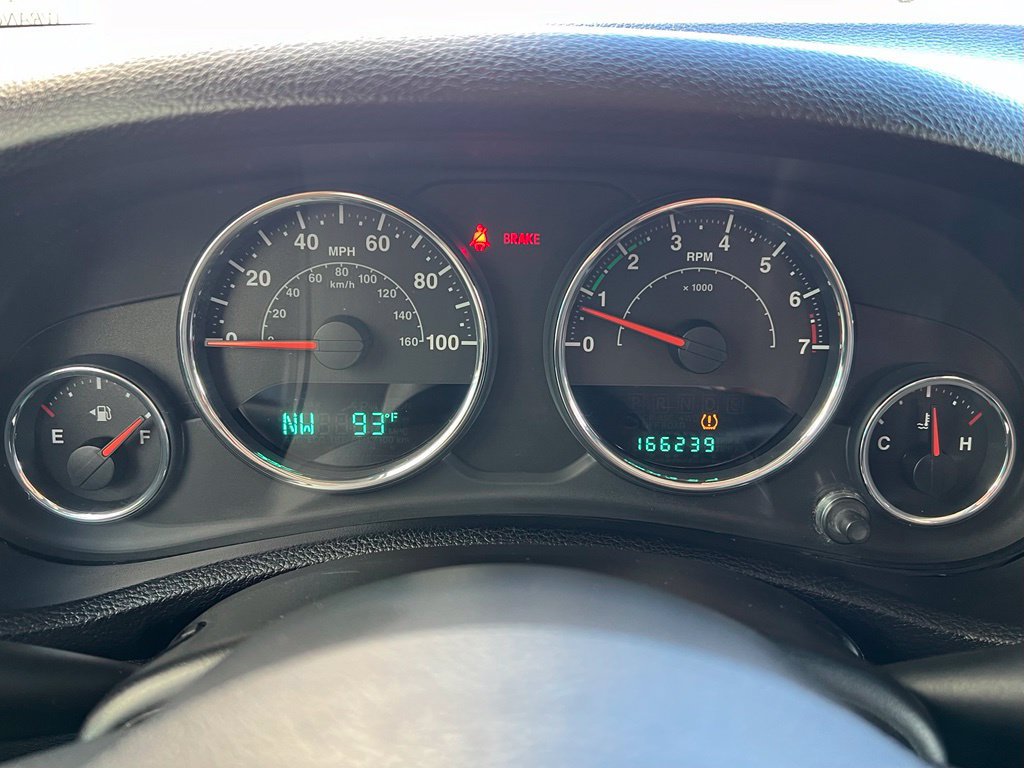 Used 2012 Jeep Wrangler Unlimited Sport AWD/4WD image 14