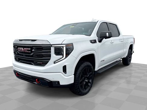 Used 2024 GMC Sierra 1500 AT4 w/ Technology Package AWD/4WD image 1