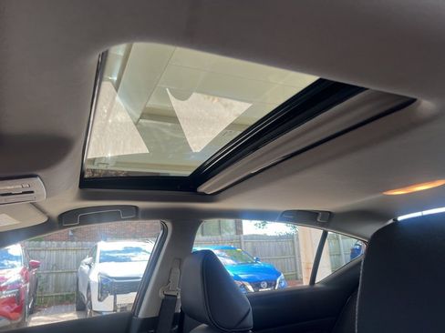 Certified 2022 Nissan Altima 2.5 SL image 8