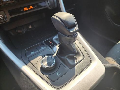 Used 2023 Toyota RAV4 XLE w/ Convenience Package AWD/4WD image 29