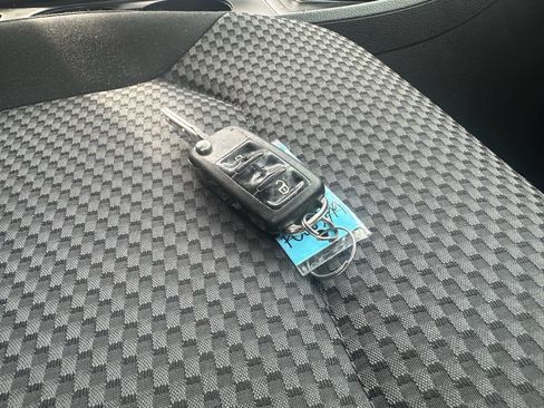 Used 2015 Volkswagen Passat 1.8T S w/ Technology Package image 31