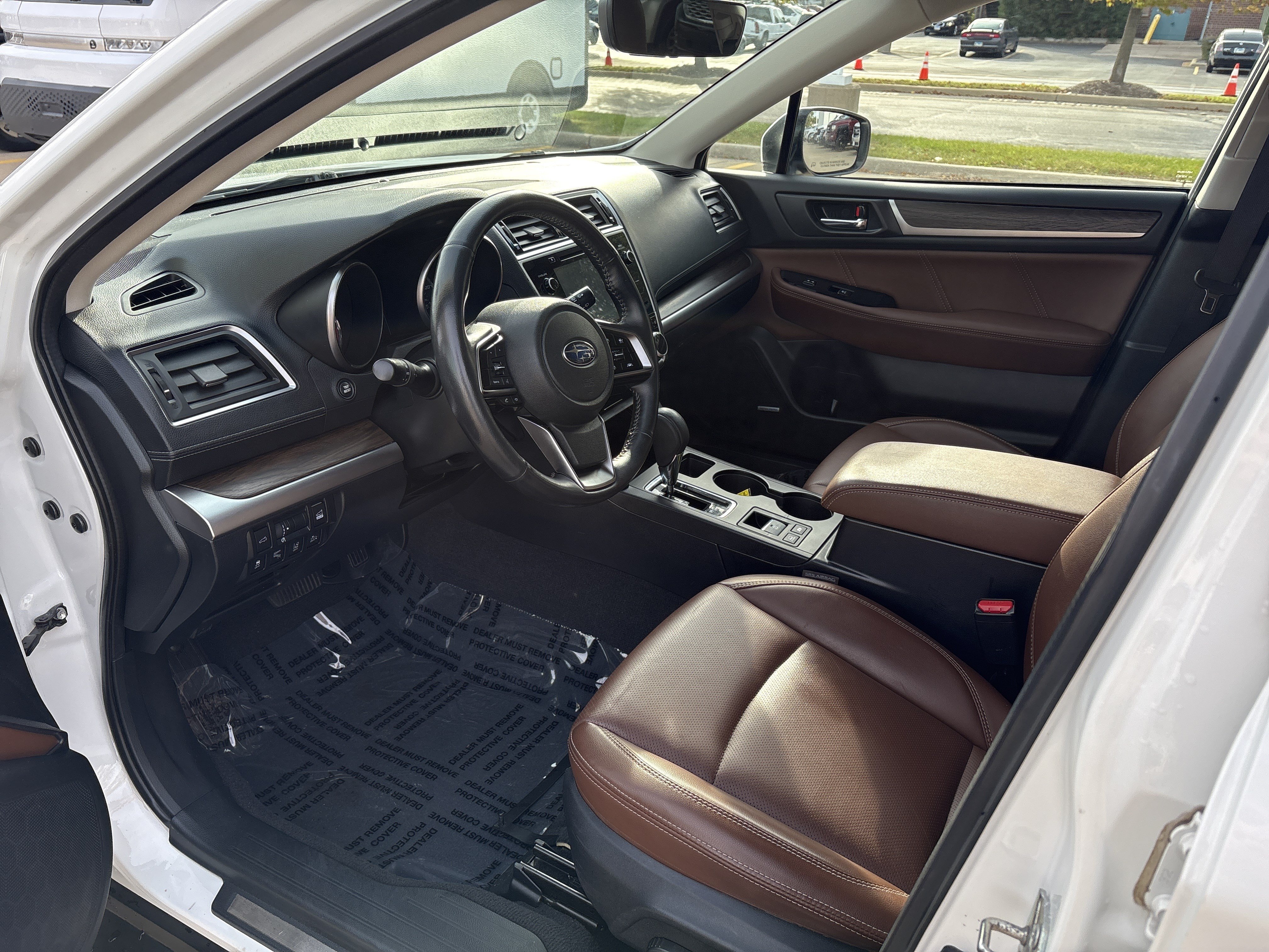 Used 2019 Subaru Outback 2.5i Touring AWD/4WD image 11