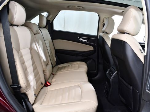 Used 2024 Ford Edge SEL w/ Convenience Package image 19