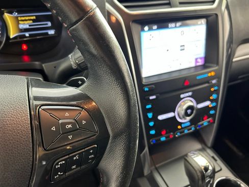 Used 2019 Ford Explorer Sport AWD/4WD image 16