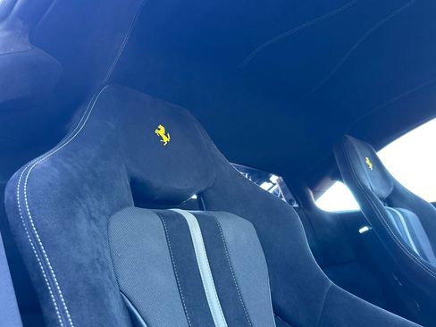 Used 2020 Ferrari 488 Pista Coupe RWD image 17