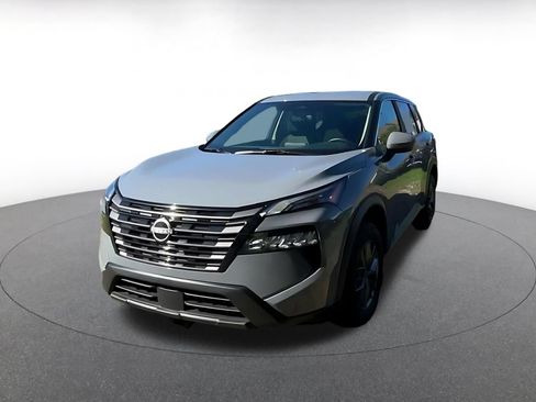 Used 2026 Nissan Rogue SV FWD image 6