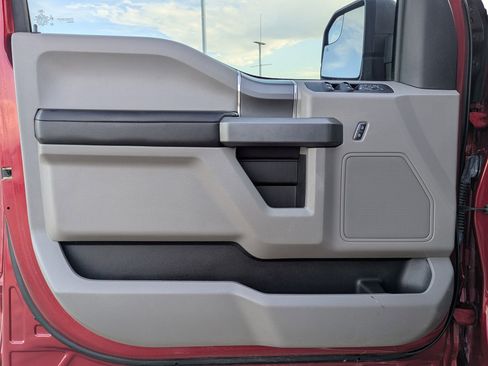 Used 2018 Ford F150 XLT w/ Equipment Group 302A Luxury image 13