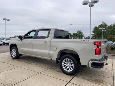 Used 2026 Chevrolet Silverado 1500 RST AWD/4WD image 8