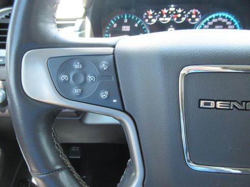 Used 2019 GMC Yukon Denali w/ Denali Ultimate Package RWD image 27