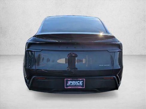 Used 2026 Tesla Model Y Long Range image 6