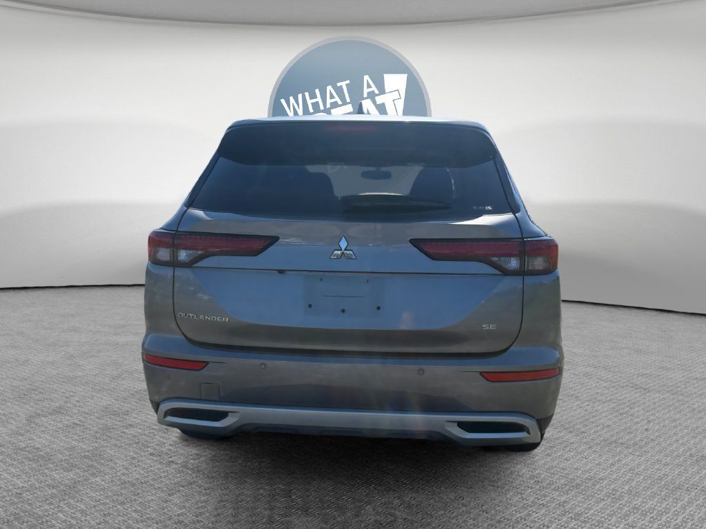 Used 2022 Mitsubishi Outlander SE AWD/4WD image 5