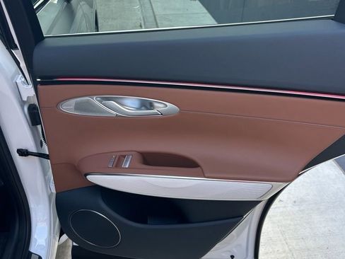 New 2026 Genesis GV70 2.5T Advanced image 11