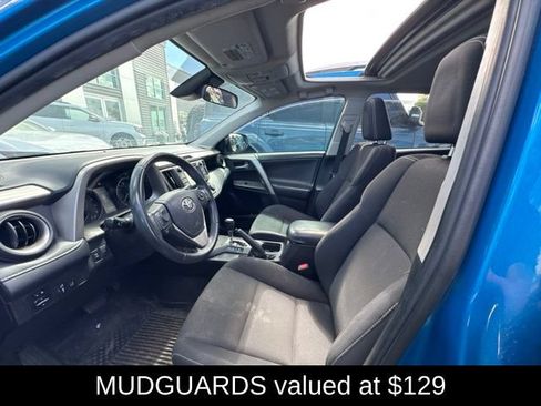 Used 2017 Toyota RAV4 XLE w/ Plus Special Value Package AWD/4WD image 7