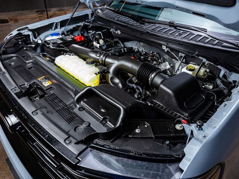 Used 2025 Ford Expedition Platinum w/ Stealth Performance Package image 39