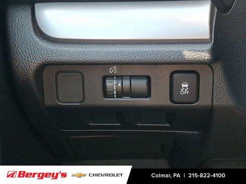 Used 2015 Subaru Forester 2.5i Premium AWD/4WD image 27